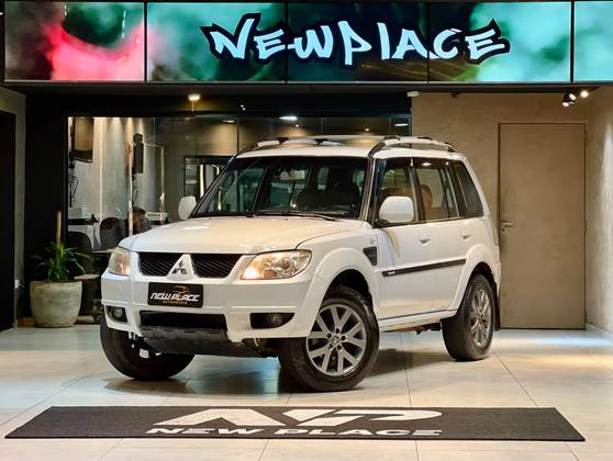 MITSUBISHI PAJERO TR4 2.0 4X2 16V 140CV FLEX 4P AUTOMÁTICO MITSUBISHI PAJERO TR4 2.0 4X2 16V 140CV FLEX 4P AUTOMÁTICO